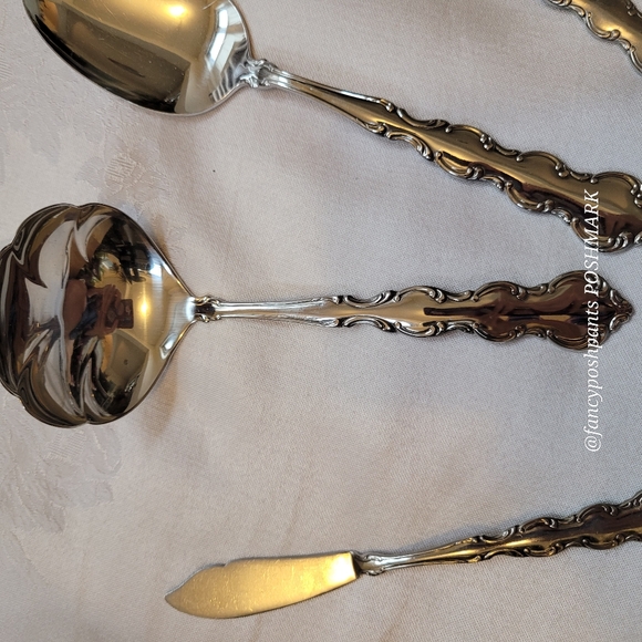 4pcONEIDA special set large ladle, large serving spoon, TWO! butter knives RARE! - Picture 11 of 17